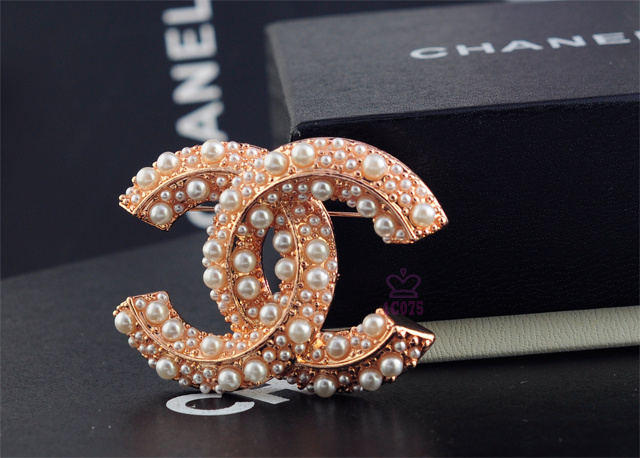 Spilla Chanel Modello 339